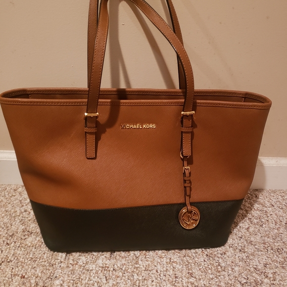 Michael Kors Shoulder Bag